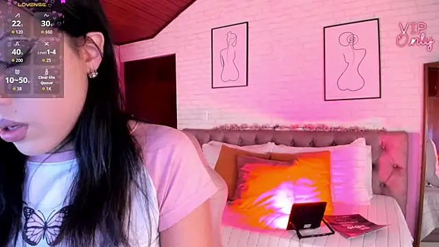 Kitty Pam online show from July 27, 7:44 pm