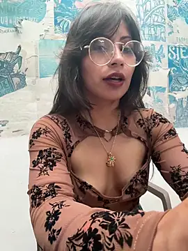 Jade Zephyra online show from May 2, 10:46 pm