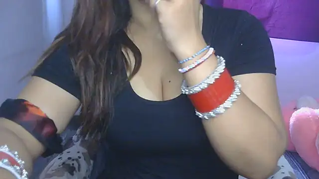 cutie-taara online show from June 12, 4:20 am