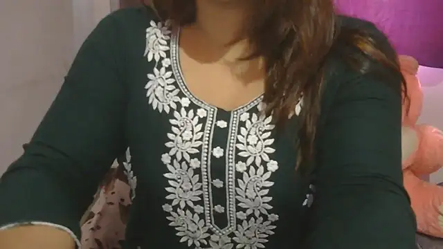cutie-taara online show from July 31, 3:51 am