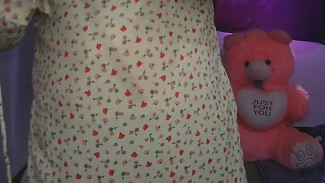 cutie-taara online show from June 19, 3:44 am