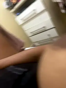 Snapshot of mjnas chatting on October 24, 6:20 am mjnas online show from October 24, 6:20 am