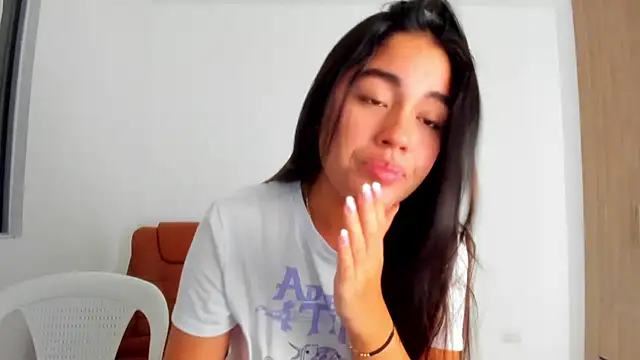 AriaMontgomery online show from March 18, 3:55 am