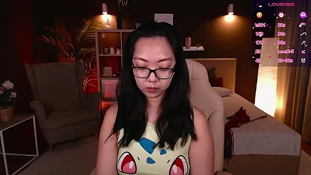 Snapshot of Marine_Vact chatting on October 6, 2:23 pm Marine Vact online show from October 6, 2:23 pm