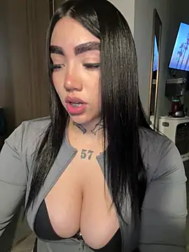 Nickiiiii online show from March 4, 6:42 am