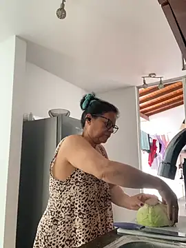 Sharongirl07 online show from June 18, 12:43 pm