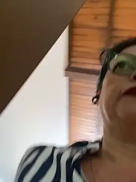 Sharongirl07 online show from June 17, 1:01 pm
