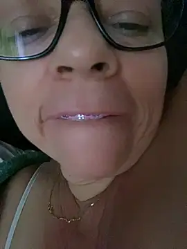 Sharongirl07 online show from July 3, 12:00 pm