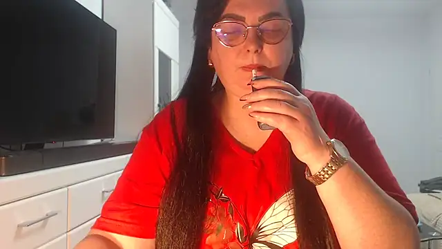 Amandamuller1982 online show from April 29, 8:03 pm