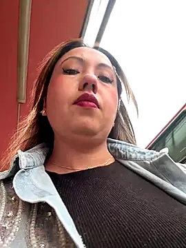 VIOLETA-25  online show from November 12, 2:59 pm