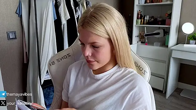 Maya Rave online show from July 8, 8:49 am