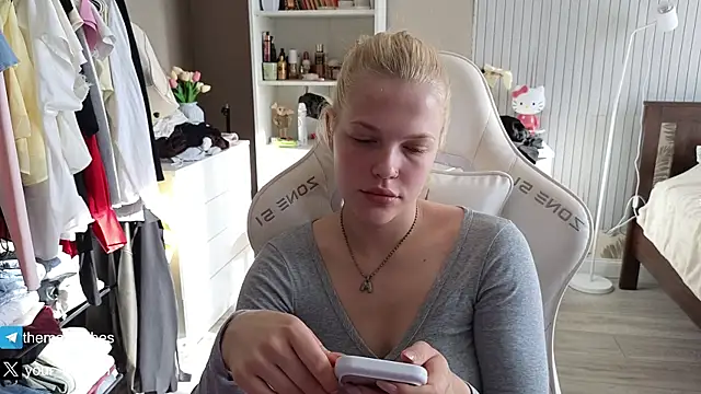 Maya Rave online show from July 18, 4:16 am
