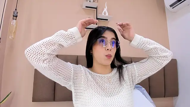 Amy wats0n online show from June 18, 7:08 pm