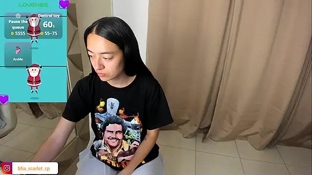 Mia scarlet69 online show from December 16, 12:22 pm