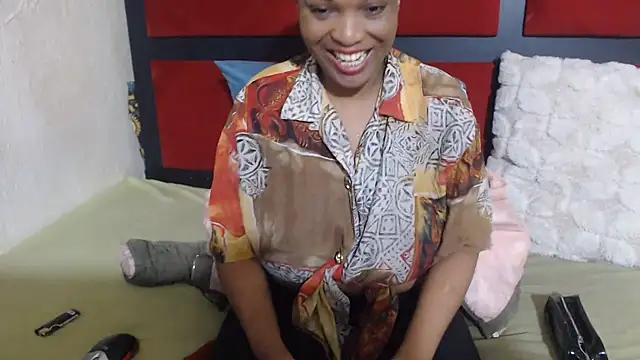 MaximTease24 online show from July 15, 7:40 pm
