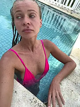 -OliWow- online show from March 18, 8:41 am