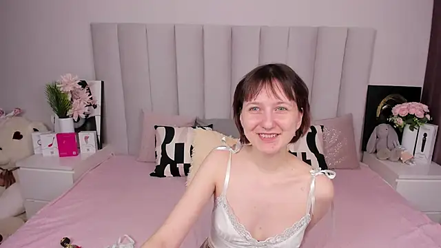 MiaKarlos online show from May 2, 1:31 am