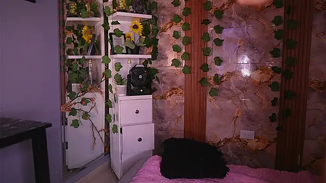 zoey-fox online show from June 29, 12:39 am