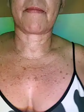 Kasandra Ho online show from February 28, 1:38 am