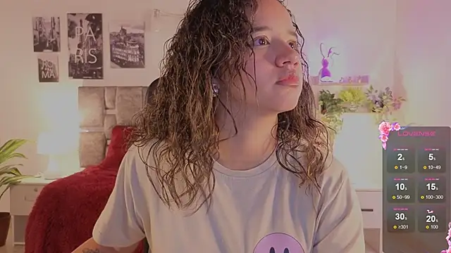 emilyrouxe online show from June 4, 4:22 pm