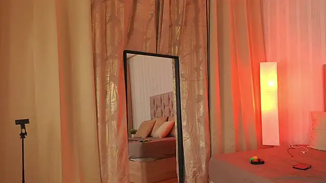 GabyRios online show from December 14, 6:25 pm