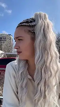 KikiWatson online show from March 13, 8:15 am