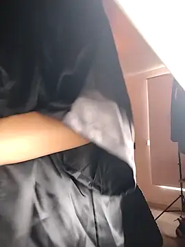 AlessiaVal  online show from February 1, 5:12 pm