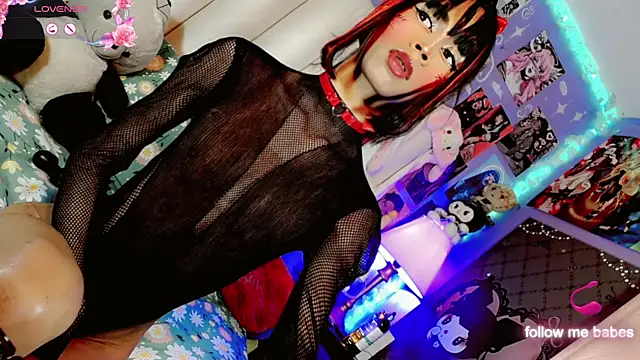 Snapshot of Jadee_Ariell chatting on October 18, 11:06 pm Jadee Ariell online show from October 18, 11:06 pm