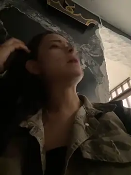 HannaRhodes online show from November 28, 12:08 pm