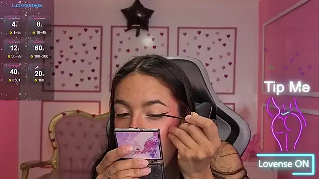 stephania t online show from November 18, 12:50 pm