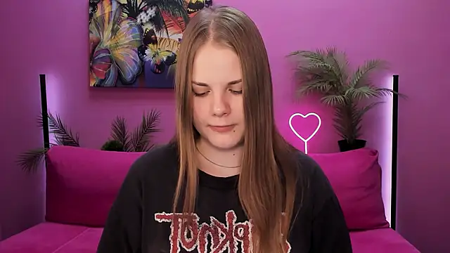 holy kitty online show from October 17, 9:34 am