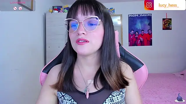 Lucyy-hess online show from June 19, 6:55 pm