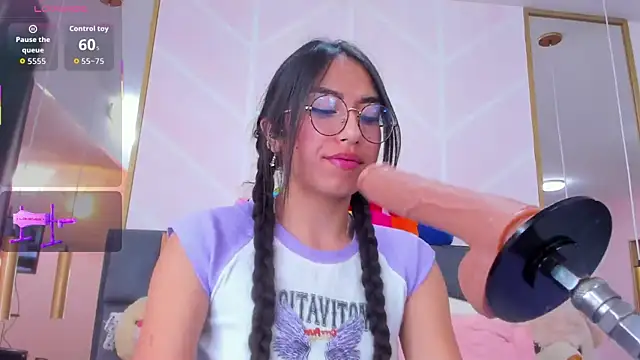 MadyJackson online show from November 10, 11:38 am