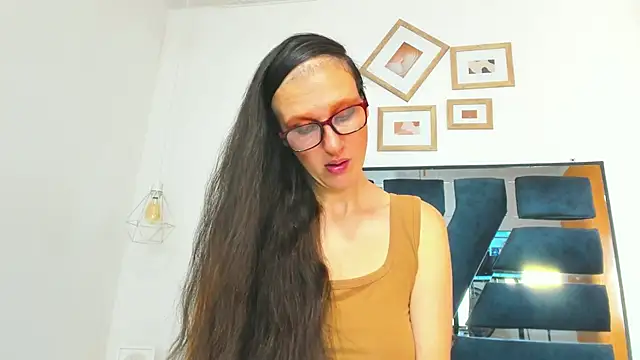 LolaBoobs online show from June 29, 1:11 pm