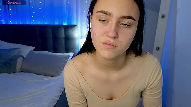 CooperAllana online show from November 11, 7:49 am