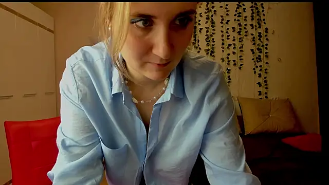 Snapshot of Miss_Elsa_ chatting on October 20, 3:15 pm Miss Elsa online show from October 20, 3:15 pm