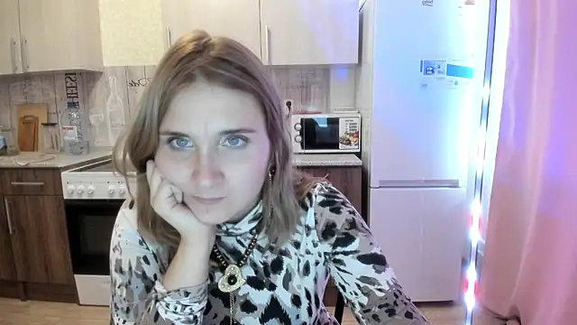 Snapshot of Miss_Elsa_ chatting on September 24, 9:41 am Miss Elsa online show from September 24, 9:41 am