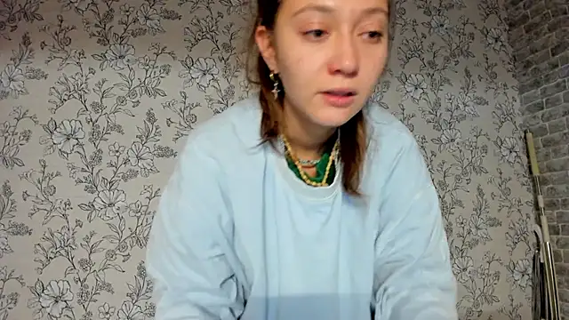 Snapshot of EllaSky_xoxo chatting on October 5, 6:57 pm EllaSky xoxo online show from October 5, 6:57 pm