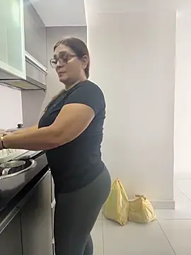 AntonellaAlondra4 online show from March 10, 3:38 pm