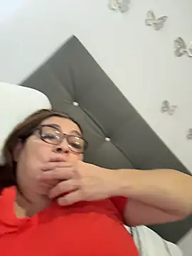 AntonellaAlondra4 online show from May 3, 9:18 pm