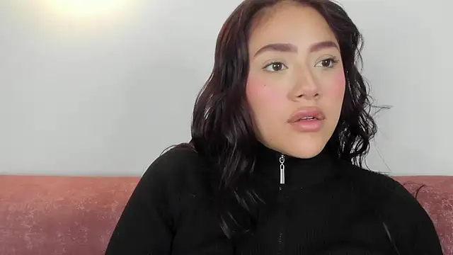 nicolle pierce online show from February 9, 12:07 pm