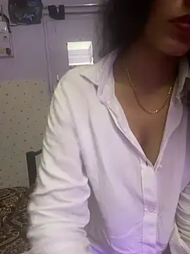 MaggieMasala online show from November 26, 2:40 pm