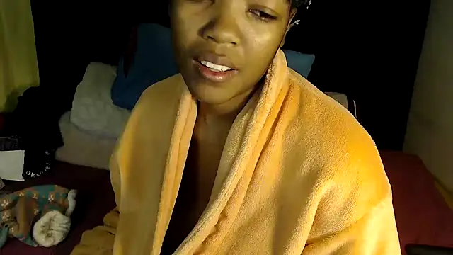 Busty-Londie online show from March 12, 7:27 pm