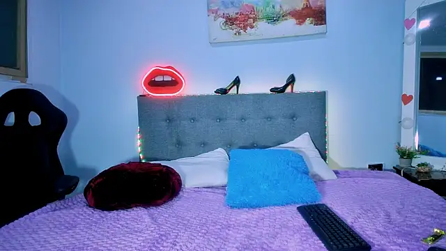 Amberx Sweet online show from June 4, 8:35 pm