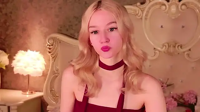 NaomiLoys online show from January 17, 11:07 am