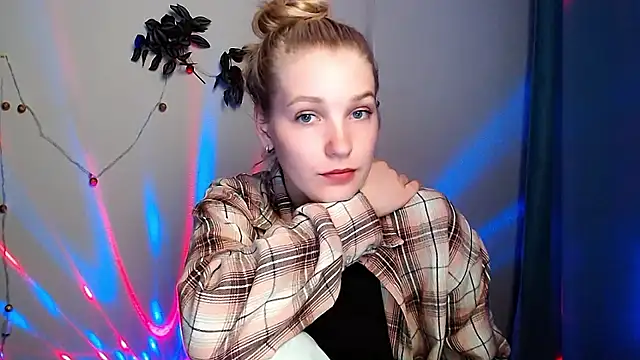 Queen ofLove online show from May 2, 5:27 pm