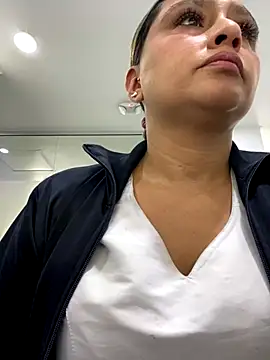 Keittly  online show from November 4, 5:40 pm