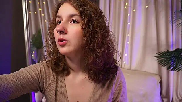 Snapshot of mind_game chatting on October 8, 5:34 am mind game online show from October 8, 5:34 am