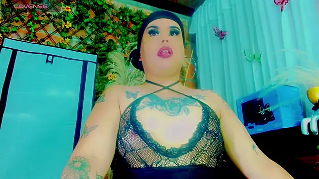 nauthyvalentina online show from June 25, 10:55 pm
