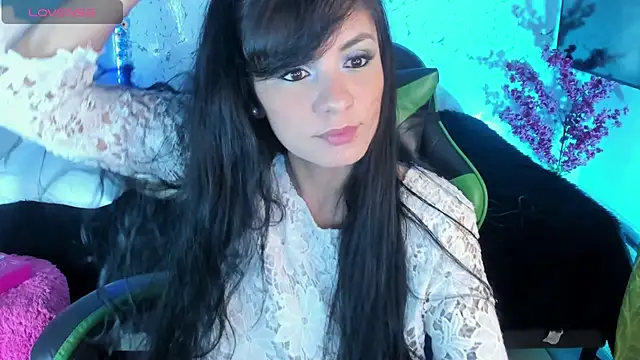 elissa iris online show from June 4, 2:17 am